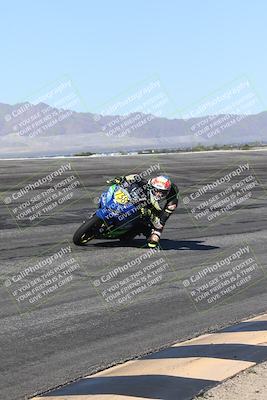 media/Jan-16-2026-CVMA Friday Practice (Fri) [[6f2bf47531]]/4-Racer 3-NRS/Session 3 (Bowl)/